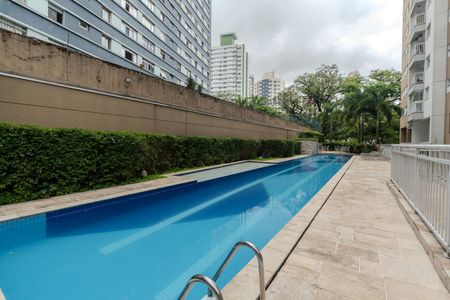 Apartamento para alugar com 50m², 2 quartos e 1 vaga Apartamento para alugar com 50m², 2 quartos e 1 vagaÁrea comum - Piscina