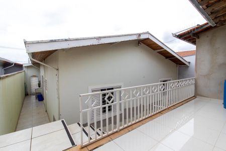 Casa à venda com 161m², 3 quartos e 6 vagasÁrea de Serviço