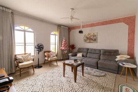 Sala de casa para alugar com 3 quartos, 161m² em Jardim Santana, Campinas