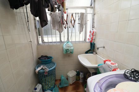 Apartamento à venda com 80m², 2 quartos e 1 vagaÁrea de Serviço