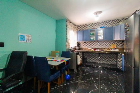 Casa à venda com 120m², 3 quartos e 2 vagasSala/Cozinha