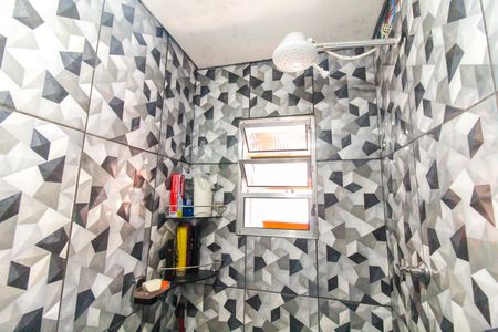 Casa à venda com 120m², 3 quartos e 2 vagasBanheiro 2