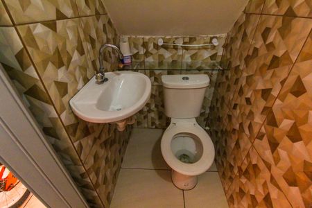 Casa à venda com 120m², 3 quartos e 2 vagasBanheiro de Serviço