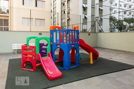 Apartamento para alugar com 106m², 3 quartos e 2 vagasÁrea comum - Playground