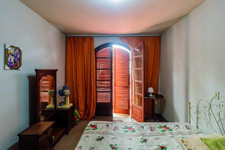 Casa à venda com 120m², 2 quartos e 2 vagas Casa à venda com 120m², 2 quartos e 2 vagasQuarto 02