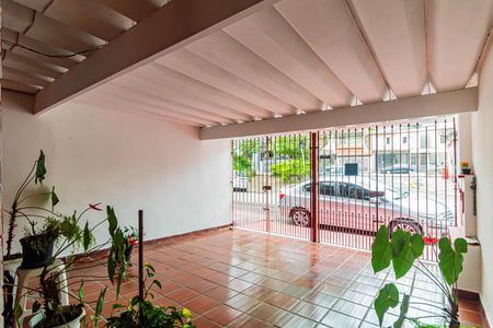 Casa à venda com 120m², 2 quartos e 2 vagas Casa à venda com 120m², 2 quartos e 2 vagasGaragem