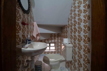 Casa à venda com 120m², 2 quartos e 2 vagas Casa à venda com 120m², 2 quartos e 2 vagasLavabo