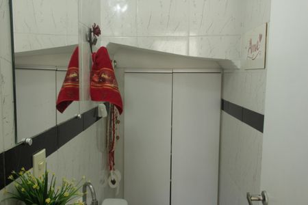 Casa de condomínio para alugar com 100m², 3 quartos e 1 vagaLavabo