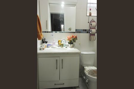 Casa de condomínio para alugar com 100m², 3 quartos e 1 vagaBanheiro da Suíte