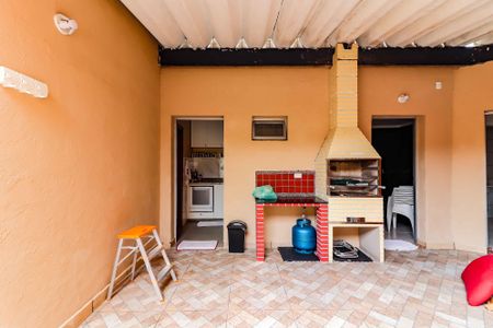 Casa para alugar com 140m², 5 quartos e 2 vagasQuintal