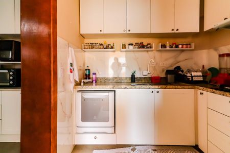 Casa para alugar com 140m², 5 quartos e 2 vagasCozinha