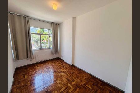 Apartamento à venda com 65m², 2 quartos e 1 vaga