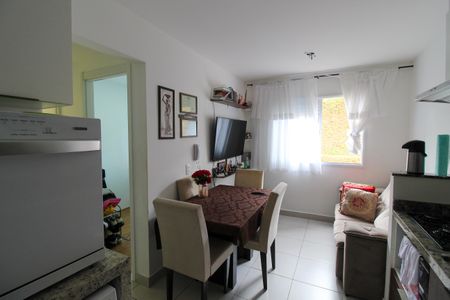 Cozinha de apartamento à venda com 2 quartos, 36m² em Jardim Celeste, São Paulo