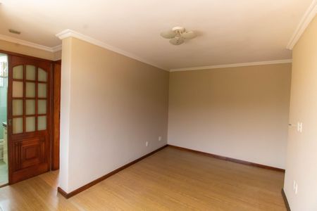 Sala de apartamento para alugar com 2 quartos, 75m² em Cubango, Niterói