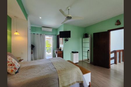 Casa de condomínio à venda com 820m², 5 quartos e 4 vagas Casa de condomínio à venda com 820m², 5 quartos e 4 vagasSuíte 1