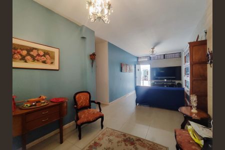 Casa de condomínio à venda com 820m², 5 quartos e 4 vagas Casa de condomínio à venda com 820m², 5 quartos e 4 vagasSala 3