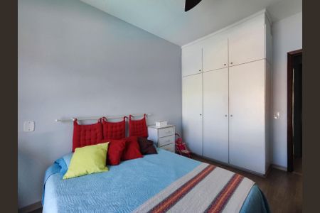 Casa de condomínio à venda com 820m², 5 quartos e 4 vagas Casa de condomínio à venda com 820m², 5 quartos e 4 vagasQuarto 1