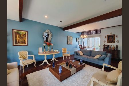 Casa de condomínio à venda com 820m², 5 quartos e 4 vagas Casa de condomínio à venda com 820m², 5 quartos e 4 vagasSala 2