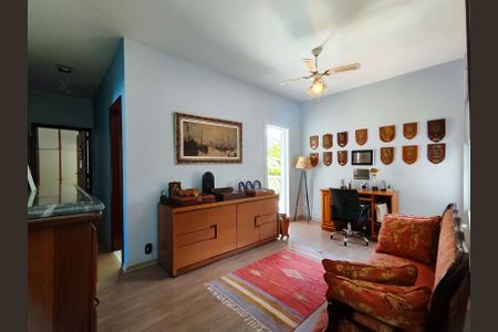 Casa de condomínio à venda com 820m², 5 quartos e 4 vagas Casa de condomínio à venda com 820m², 5 quartos e 4 vagasSala 4