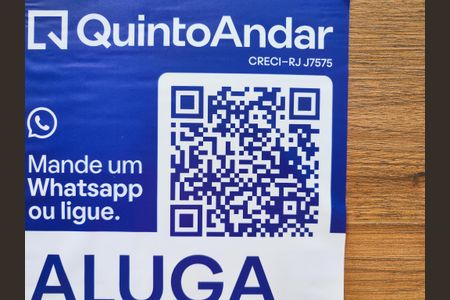 Casa de condomínio à venda com 820m², 5 quartos e 4 vagas Casa de condomínio à venda com 820m², 5 quartos e 4 vagasPlaquinha