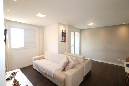 Sala de apartamento para alugar com 2 quartos, 80m² em Taboão, Diadema