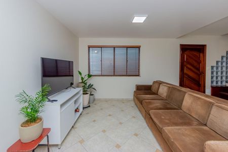 Casa à venda com 4 quartos, 279m² em Vila Matilde, São Paulo