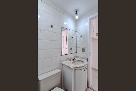 Apartamento para alugar com 54m², 2 quartos e 1 vaga Apartamento para alugar com 54m², 2 quartos e 1 vagaBanheiro da Suíte