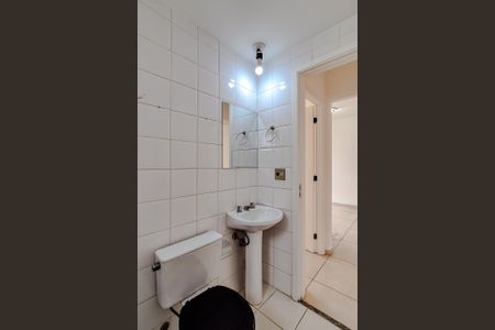 Apartamento para alugar com 54m², 2 quartos e 1 vaga Apartamento para alugar com 54m², 2 quartos e 1 vagaBanheiro