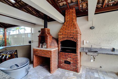 Apartamento para alugar com 54m², 2 quartos e 1 vaga Apartamento para alugar com 54m², 2 quartos e 1 vagaÁrea comum - Churrasqueira