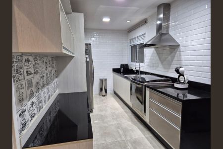 Apartamento à venda com 181m², 3 quartos e 3 vagas