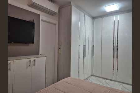 Apartamento à venda com 181m², 3 quartos e 3 vagas