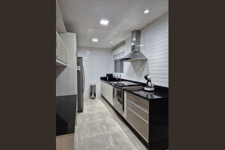 Apartamento à venda com 181m², 3 quartos e 3 vagas