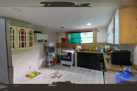 Casa à venda com 680m², 3 quartos e 1 vaga