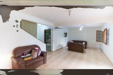 Casa à venda com 680m², 3 quartos e 1 vaga