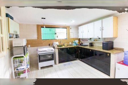 Casa à venda com 680m², 3 quartos e 1 vaga