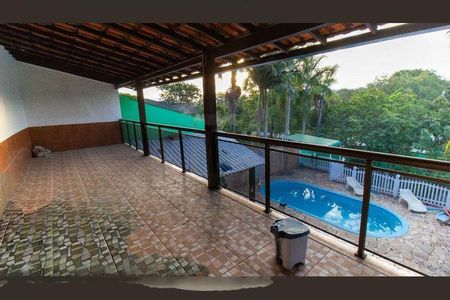 Casa à venda com 680m², 3 quartos e 1 vaga