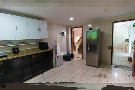 Casa à venda com 680m², 3 quartos e 1 vaga