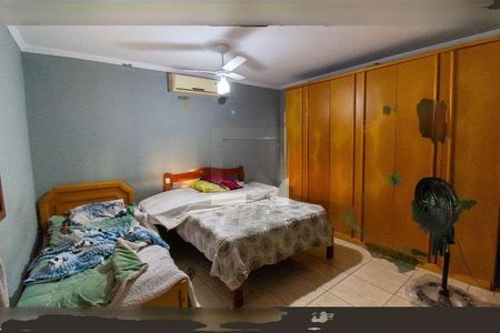 Casa à venda com 680m², 3 quartos e 1 vaga