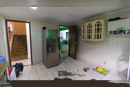 Casa à venda com 680m², 3 quartos e 1 vaga