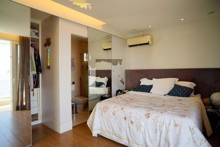 Casa à venda com 491m², 7 quartos e 2 vagas