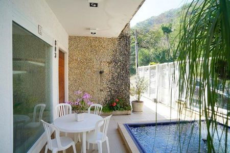 Casa à venda com 491m², 7 quartos e 2 vagas