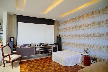 Casa à venda com 491m², 7 quartos e 2 vagas