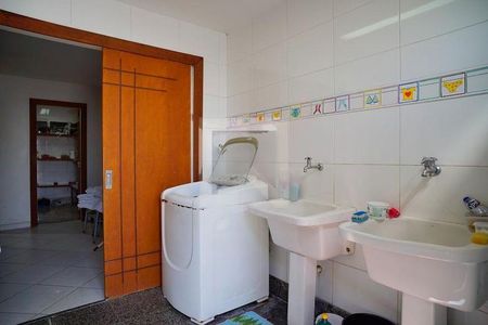 Casa à venda com 491m², 7 quartos e 2 vagas