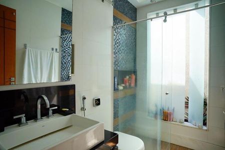 Casa à venda com 491m², 7 quartos e 2 vagas