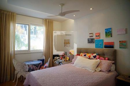 Casa à venda com 491m², 7 quartos e 2 vagas