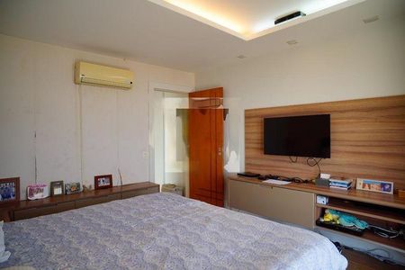 Casa à venda com 491m², 7 quartos e 2 vagas