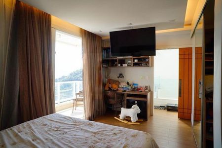 Casa à venda com 491m², 7 quartos e 2 vagas