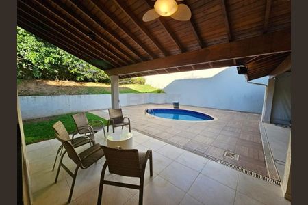 Casa à venda com 490m², 4 quartos e 2 vagas