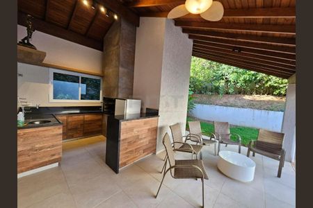 Casa à venda com 490m², 4 quartos e 2 vagas