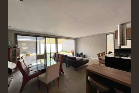 Casa à venda com 3 quartos, 200m² em Residencial Tambore III, Santana de Parnaíba